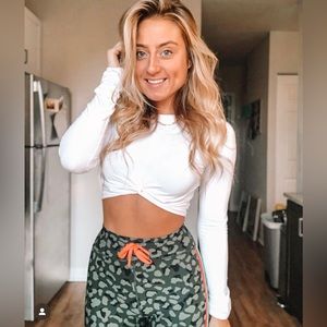 SARAHS DAY X WHITE FOX LEGGINGS